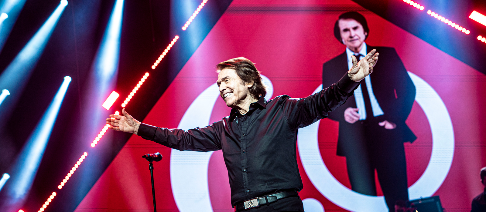 Raphael hace historia con dos conciertos en WiZink Center Madrid y